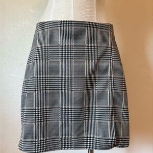 Zara Gray and Black Pencil Mini Skirt